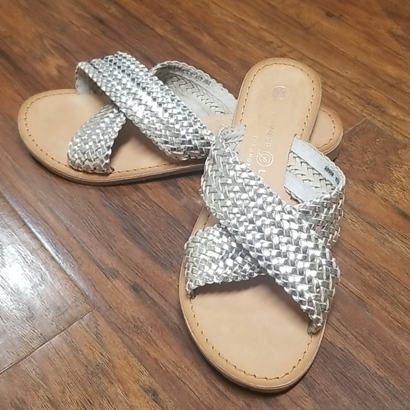 New Chinese Laundry Silver Weave Sandals 6.5 - Picture 8 of 9